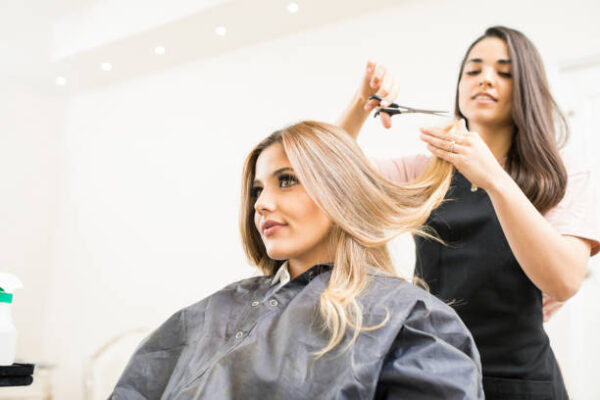 Home Salon – Haircut & Styling for Women